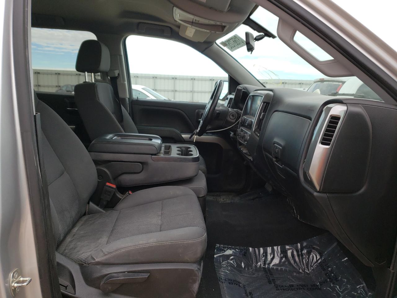 Photo 5 from auction – 2018 CHEVROLET SILVERADO with VIN 3GCUKREC2JG480638