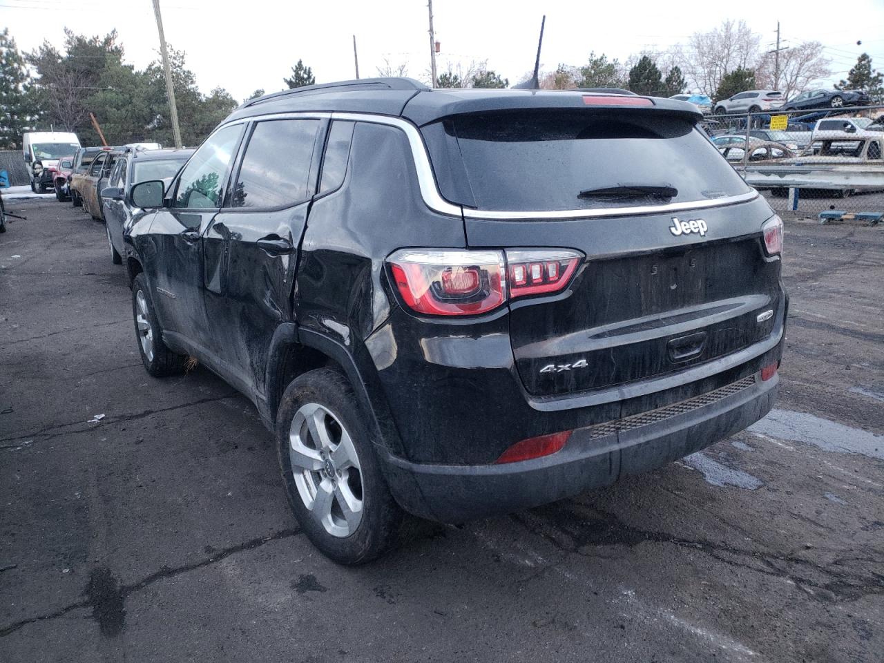 Photo 3 from auction – 2019 JEEP COMPASS LA with VIN 3C4NJDBB5KT703267