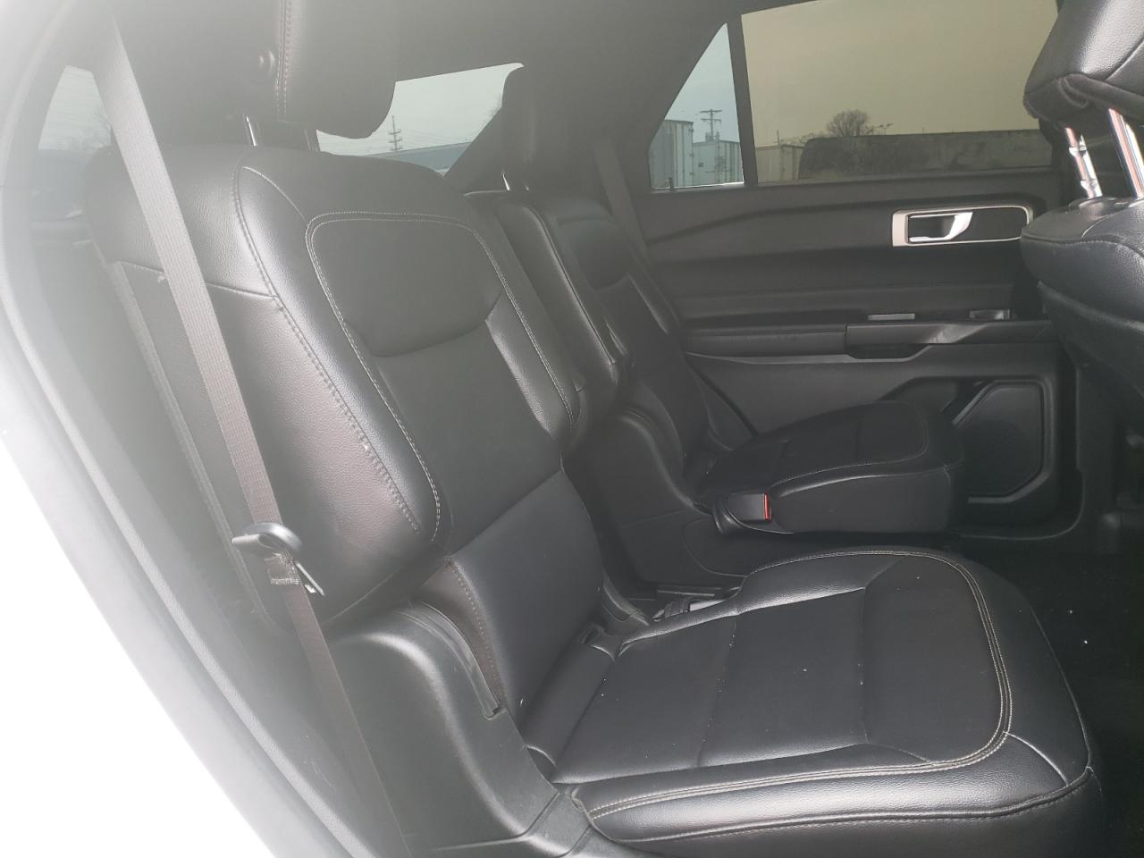 Photo 6 from auction – 2020 FORD EXPLORER X with VIN 1FMSK8DH5LGB52624