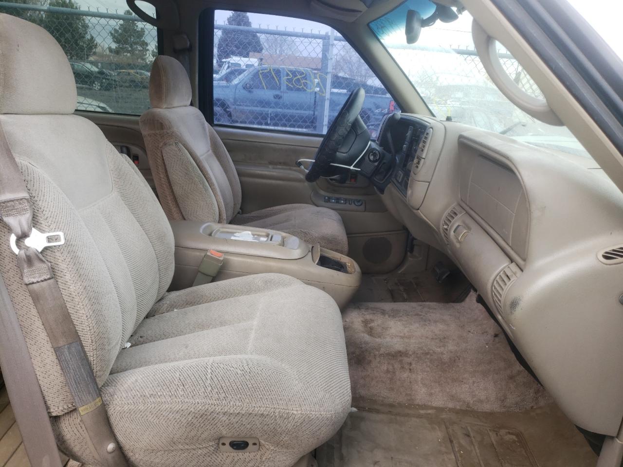 Photo 5 from auction – 1997 CHEVROLET SUBURBAN K with VIN 1GNFK16RXVJ303828