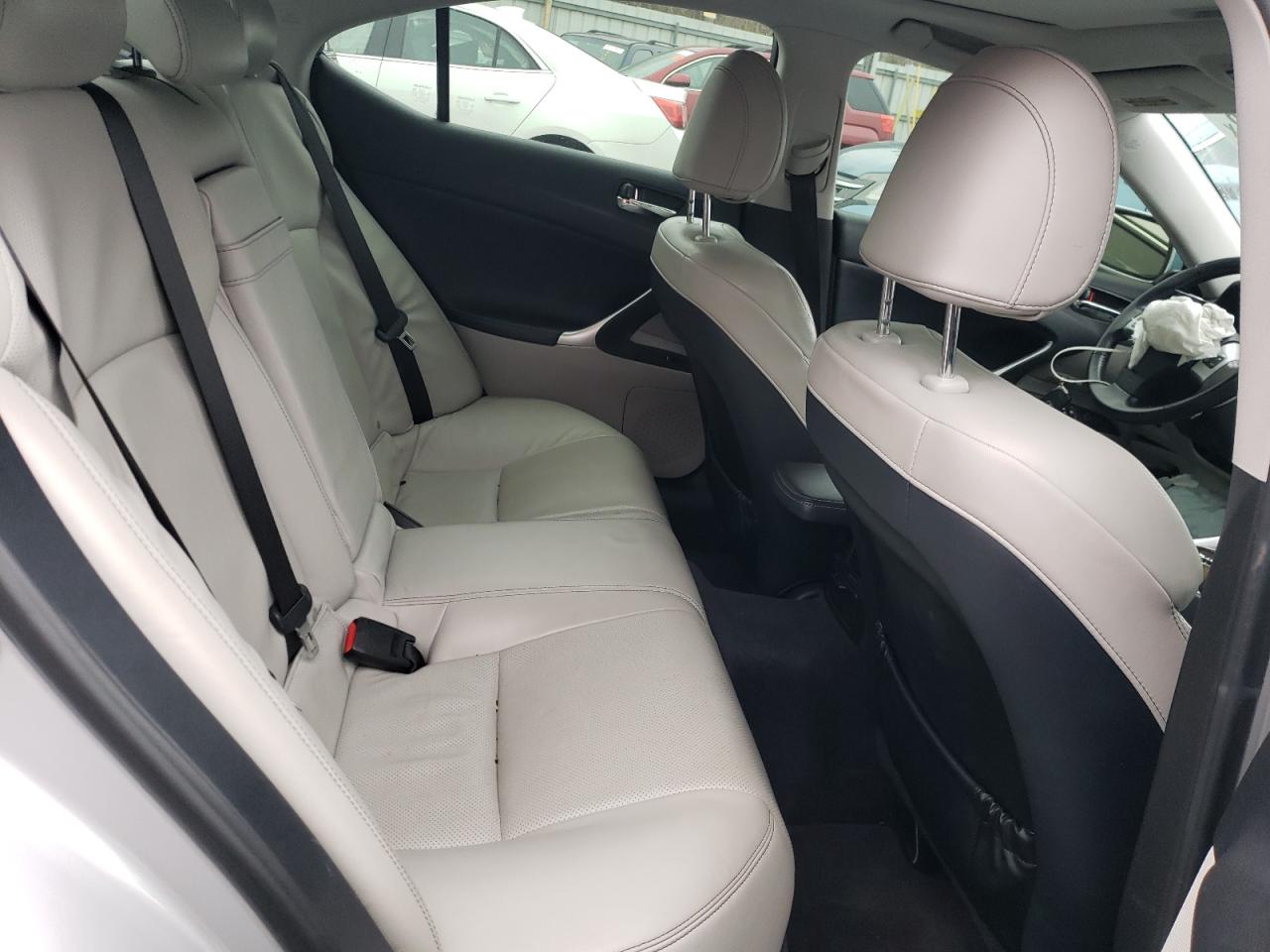 Photo 6 from auction – 2013 LEXUS IS 350 with VIN JTHCE5C20D5003027