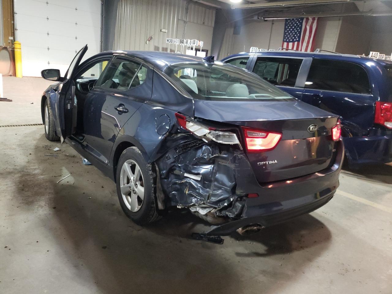 Photo 3 from auction – 2015 KIA OPTIMA LX with VIN 5XXGM4A75FG477472