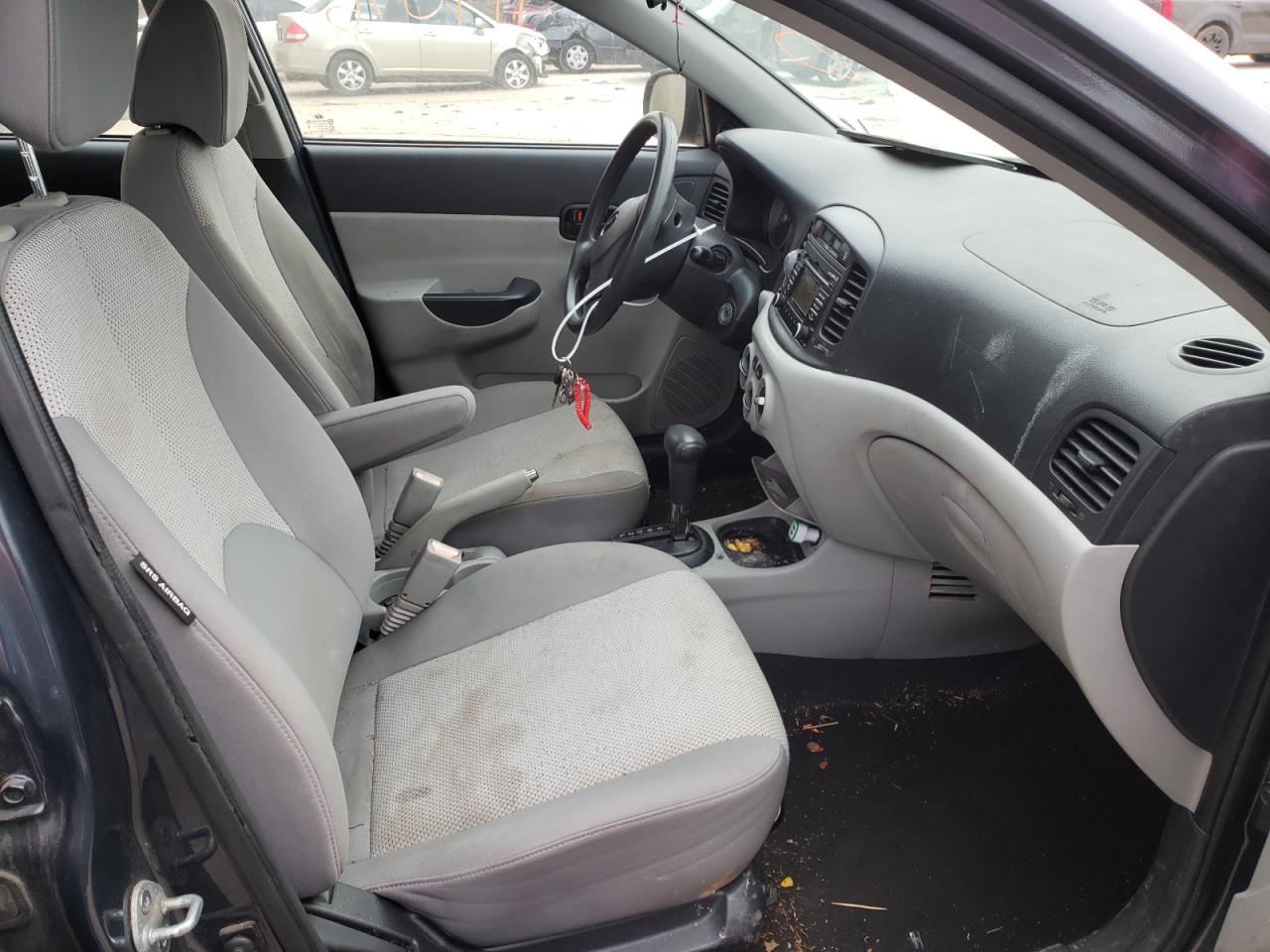 Photo 5 from auction – 2011 HYUNDAI ACCENT GLS with VIN KMHCN4AC3BU611078