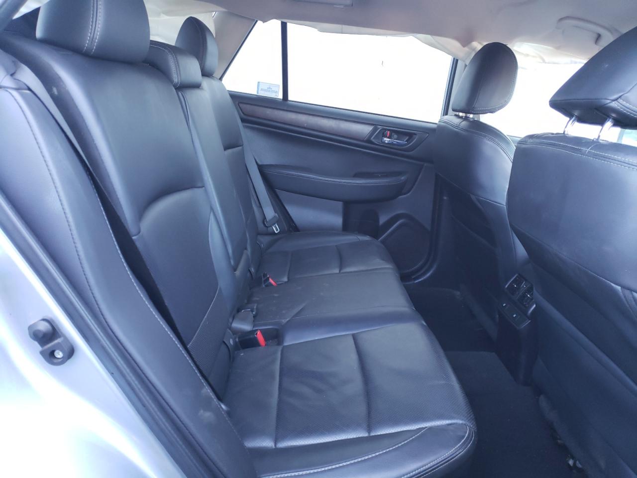 Photo 6 from auction – 2015 SUBARU OUTBACK 2. with VIN 4S4BSAJC5F3278008