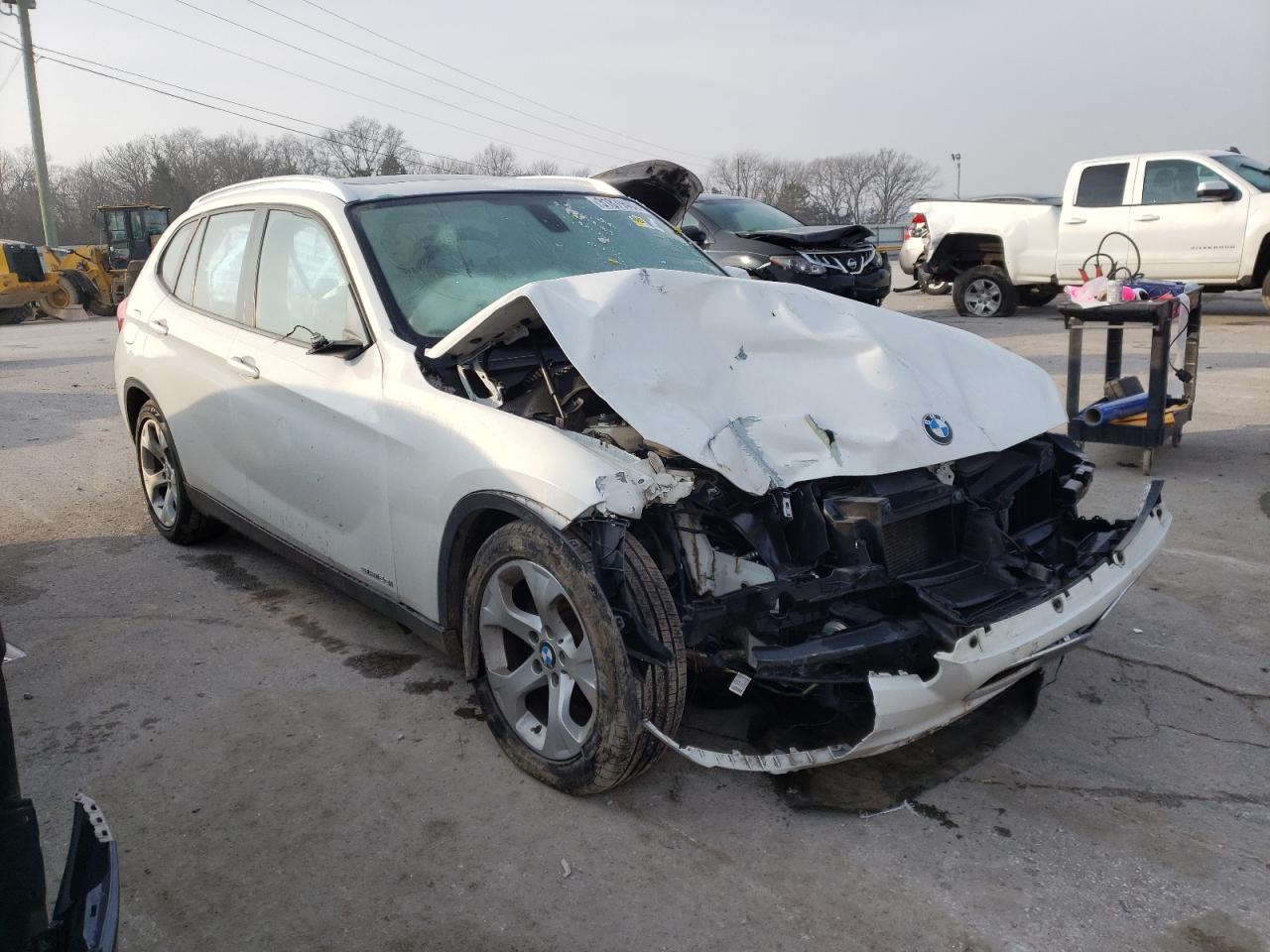BMW X1 SDRIVE2 2015 with VIN WBAVM1C52FVW57091 - Photo from auction