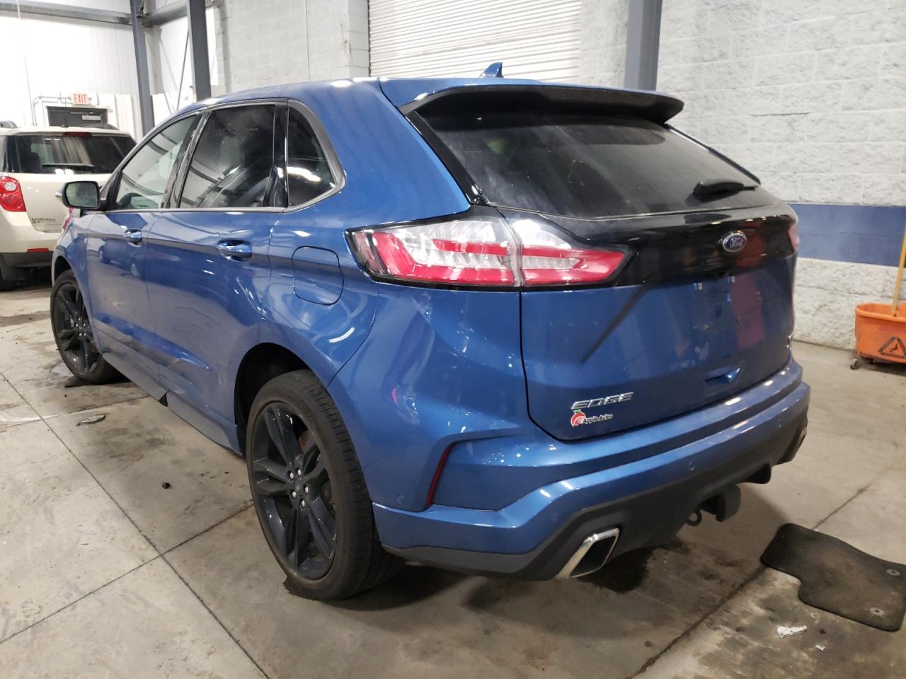 Photo 3 from auction – 2020 FORD EDGE ST with VIN 2FMPK4AP3LBA95986