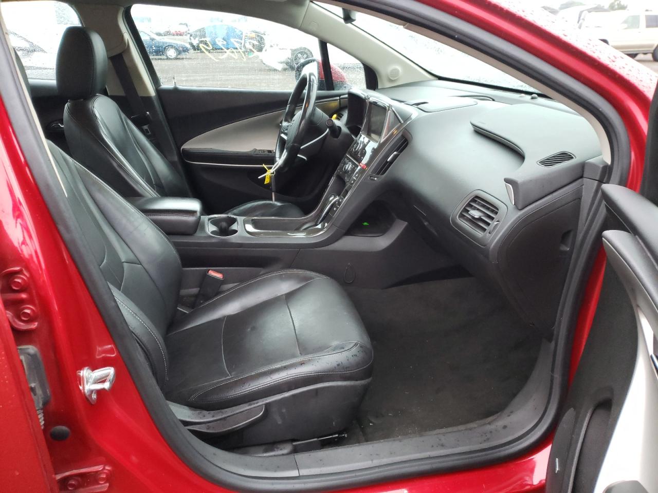 Photo 5 from auction – 2011 CHEVROLET VOLT with VIN 1G1RD6E4XBU103179