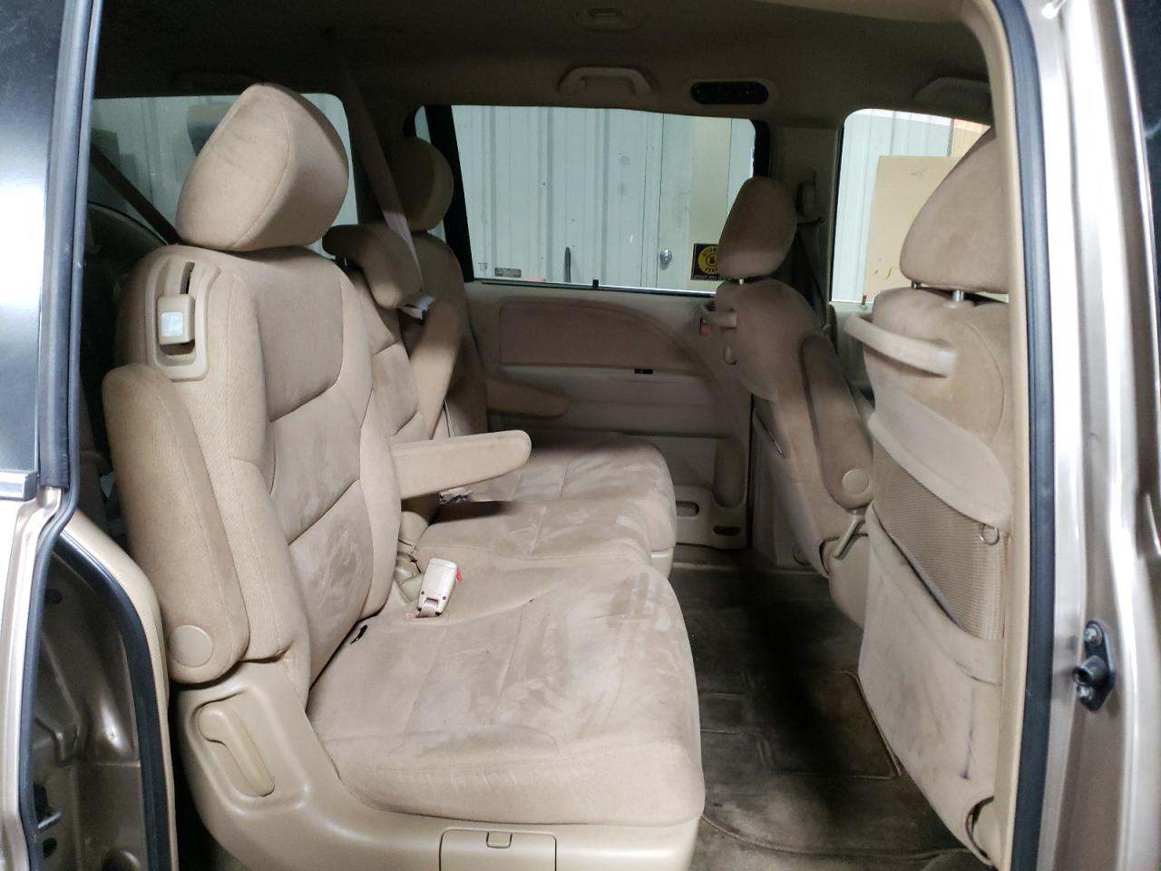 Photo 6 from auction – 2006 HONDA ODYSSEY EX with VIN 5FNRL38416B462343
