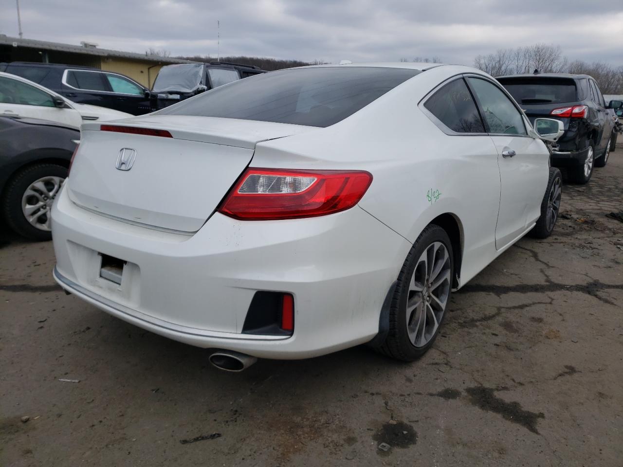 Photo 4 from auction – 2013 HONDA ACCORD EXL with VIN 1HGCT2B82DA006385