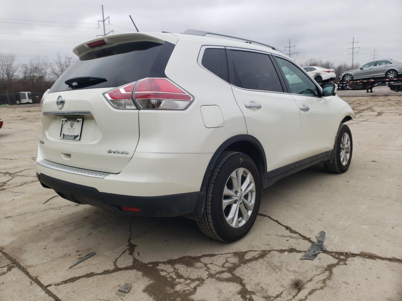 Photo 4 from auction – 2015 NISSAN ROGUE S with VIN 5N1AT2MV6FC808112