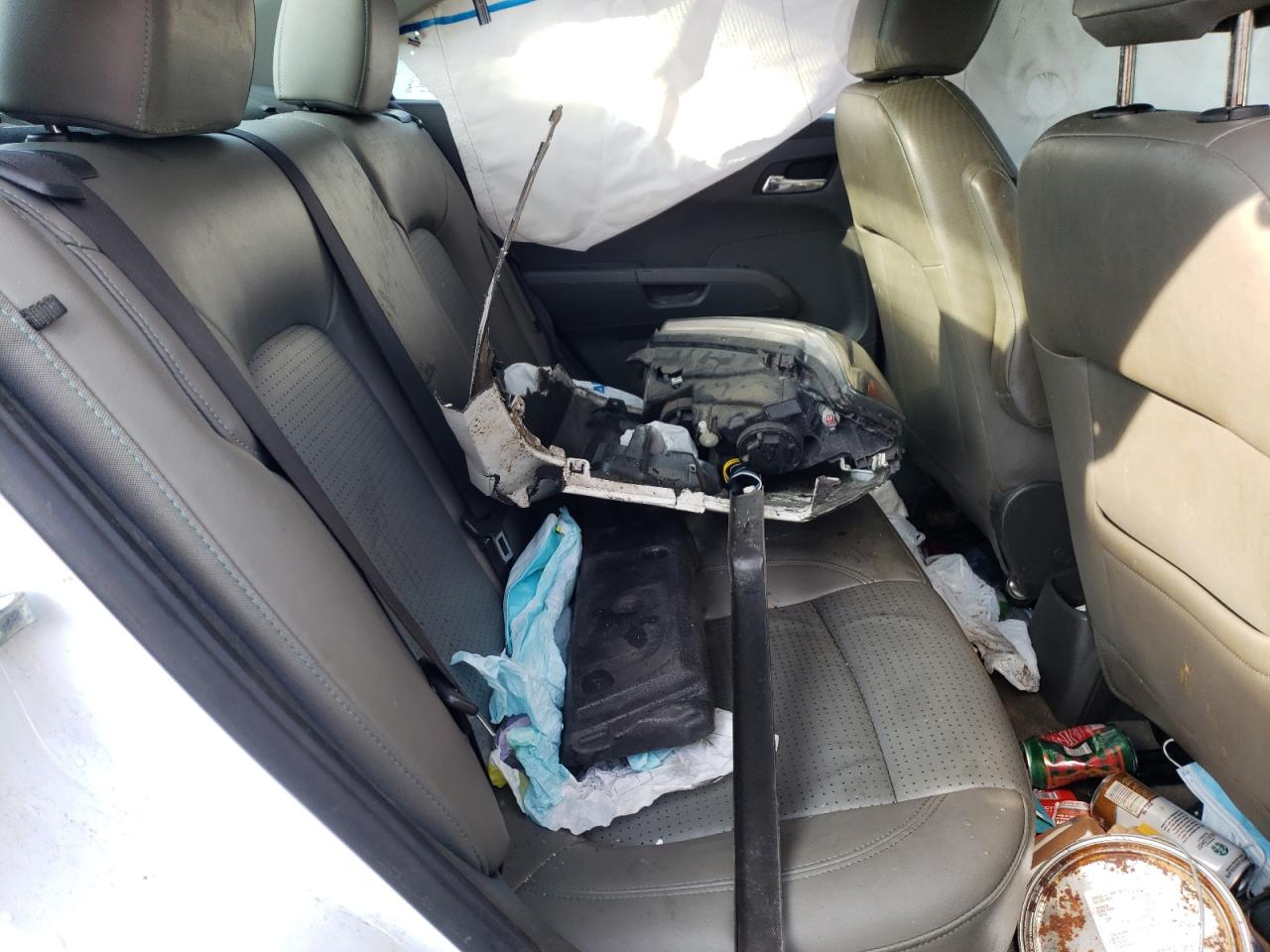 Photo 6 from auction – 2017 CHEVROLET SONIC PREM with VIN 1G1JF5SB4H4111033