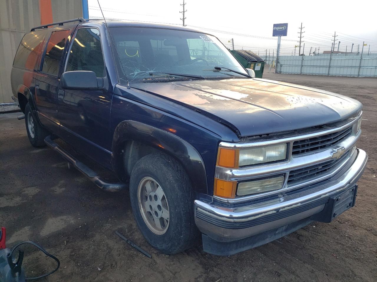 CHEVROLET SUBURBAN C 1995 with VIN 3GNEC16K6SG110164 - Photo from auction