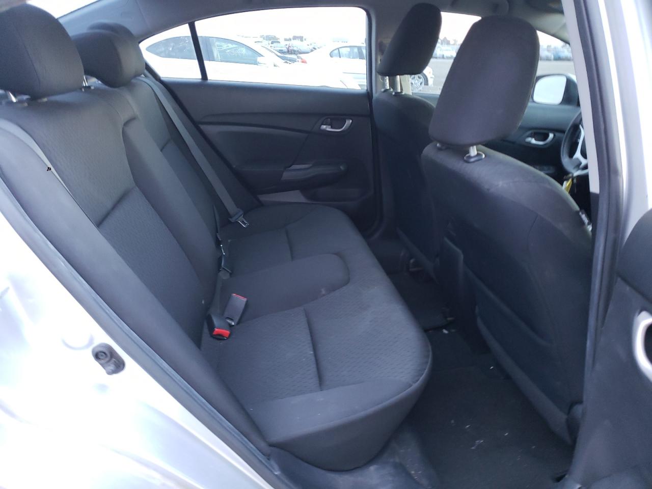 Photo 6 from auction – 2015 HONDA CIVIC SE with VIN 2HGFB2F74FH566799