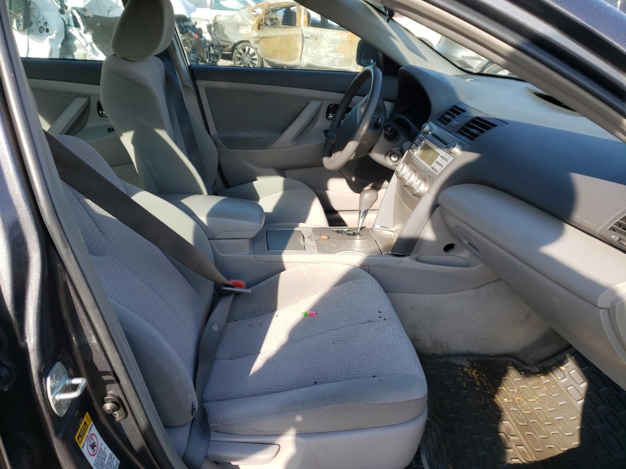 Photo 5 from auction – 2011 TOYOTA CAMRY BASE with VIN 4T1BF3EK1BU209788