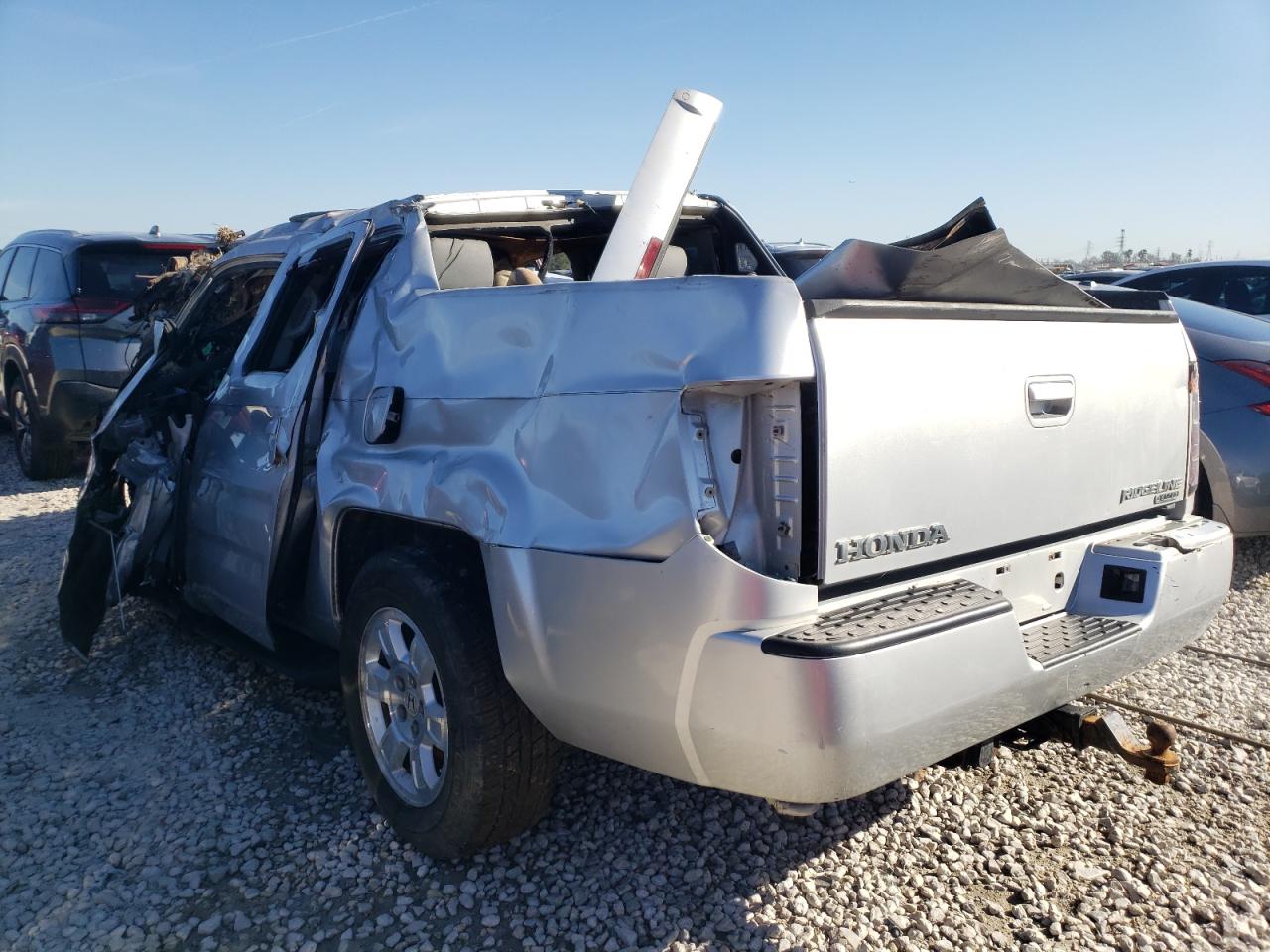 Photo 3 from auction – 2008 HONDA RIDGELINE with VIN 2HJYK16508H515105
