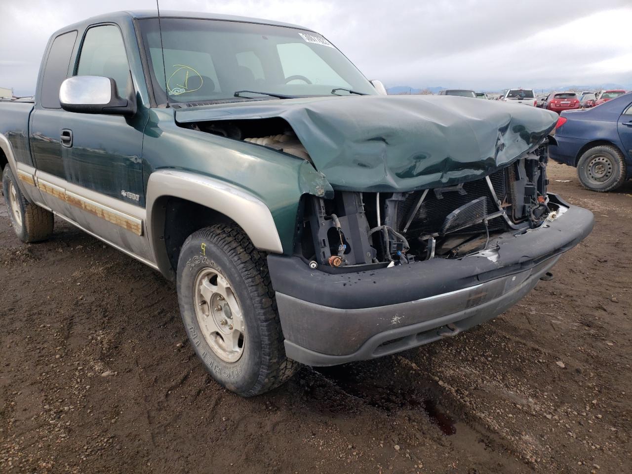 CHEVROLET SILVERADO 2001 with VIN 2GCEK19T011370373 - Photo from auction