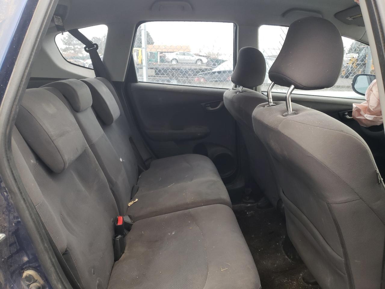 Photo 6 from auction – 2011 HONDA FIT with VIN JHMGE8H37BC019447
