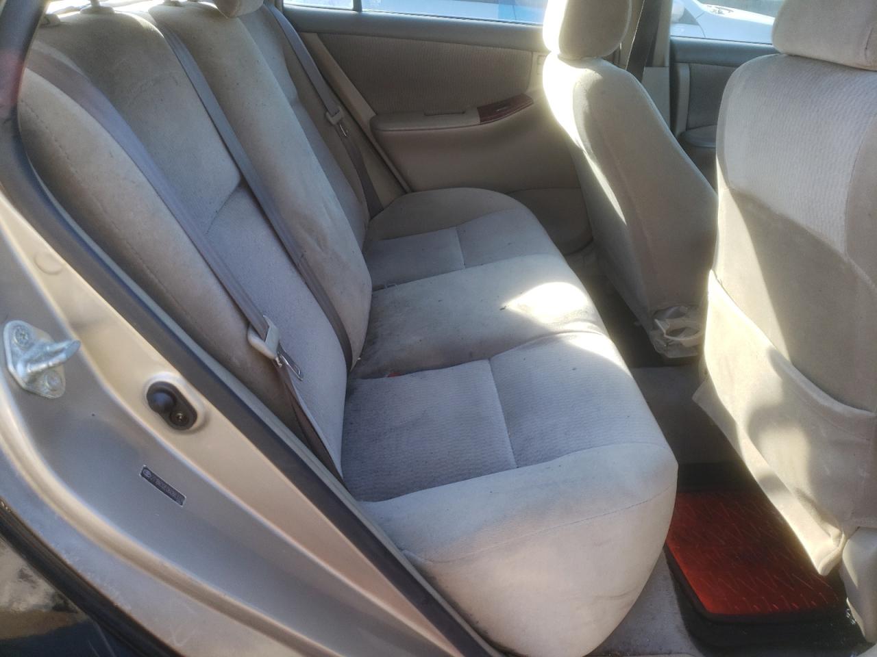 Photo 6 from auction – 2006 TOYOTA COROLLA CE with VIN 2T1BR32E06C663334