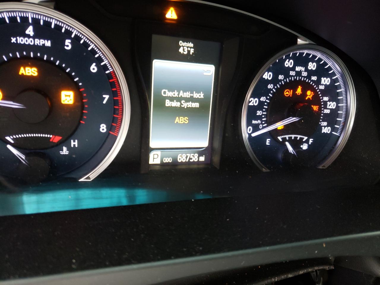 Photo 8 from auction – 2017 TOYOTA CAMRY LE with VIN 4T1BF1FK4HU785211