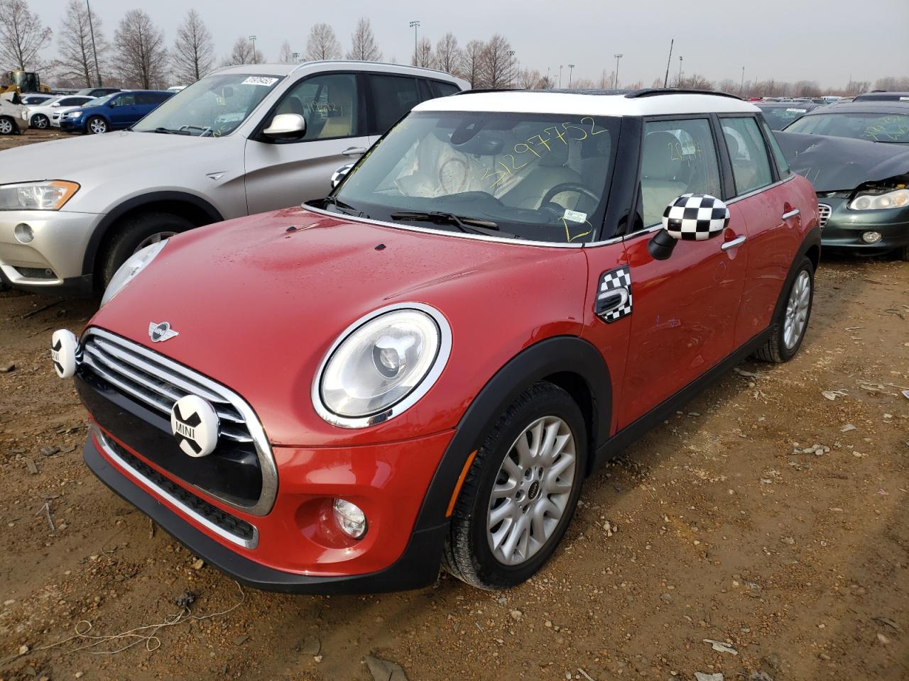 Photo 2 from auction – 2016 MINI COOPER with VIN WMWXU1C50G2D12625