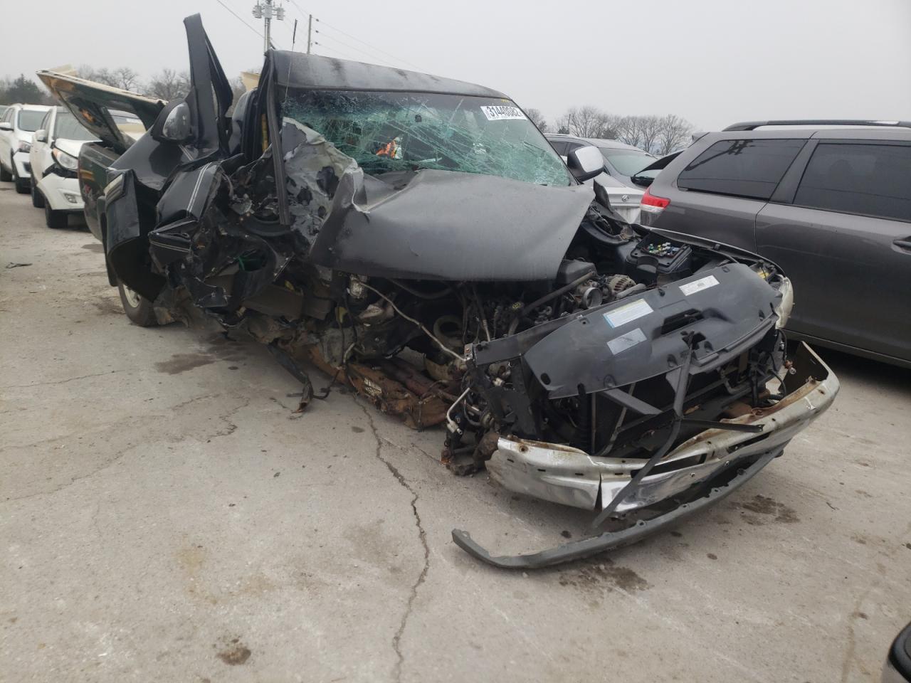 CHEVROLET SILVERADO 2000 z numerem VIN 1GCEK14V8YE372180 - Zdjęcie z aukcji