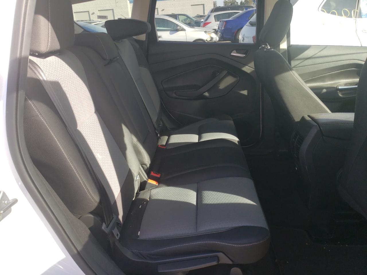Photo 6 from auction – 2018 FORD ESCAPE SE with VIN 1FMCU0G99JUC63339