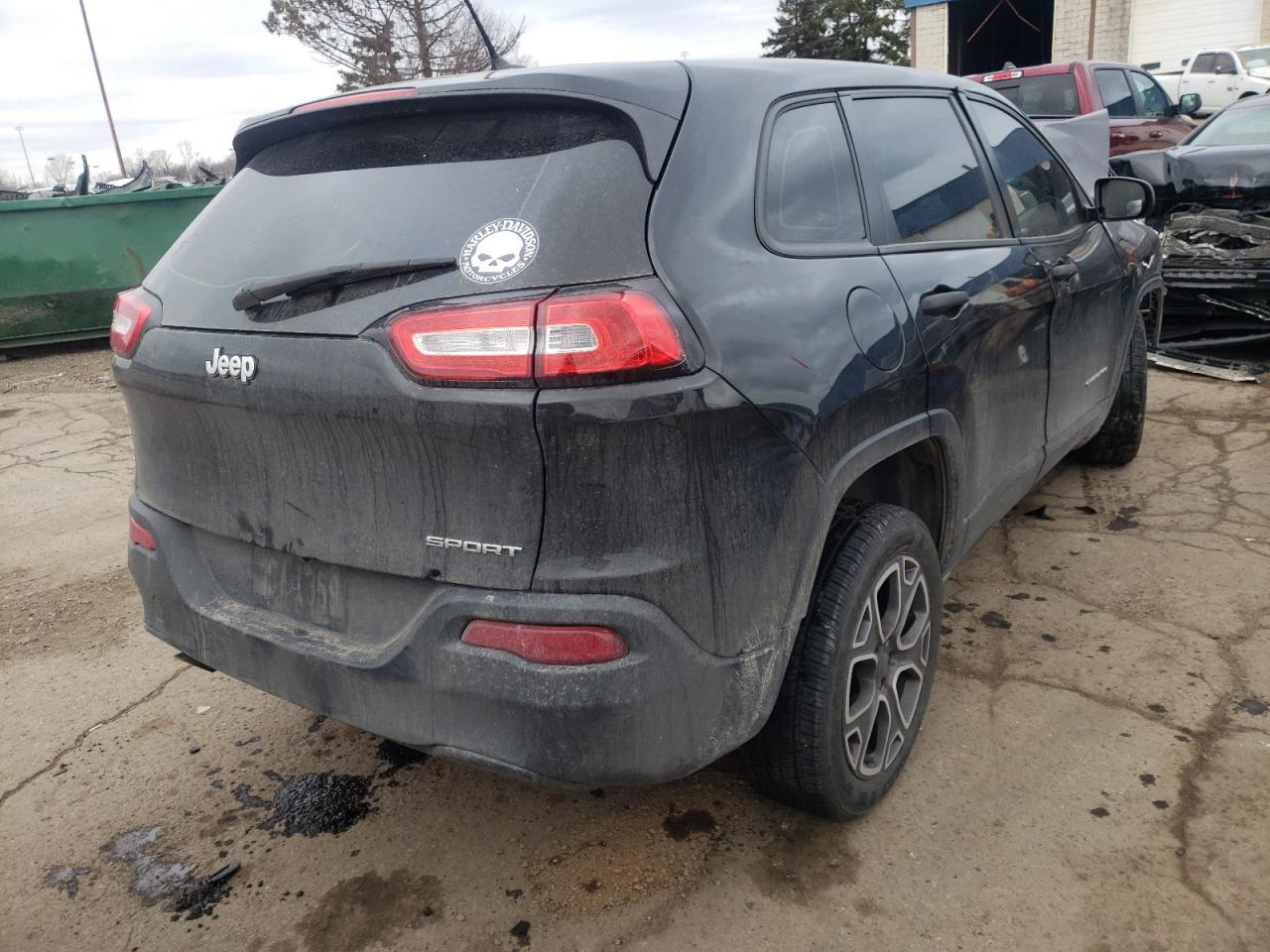 Photo 4 from auction – 2016 JEEP SPORT with VIN 1C4PJLAB4GW217216