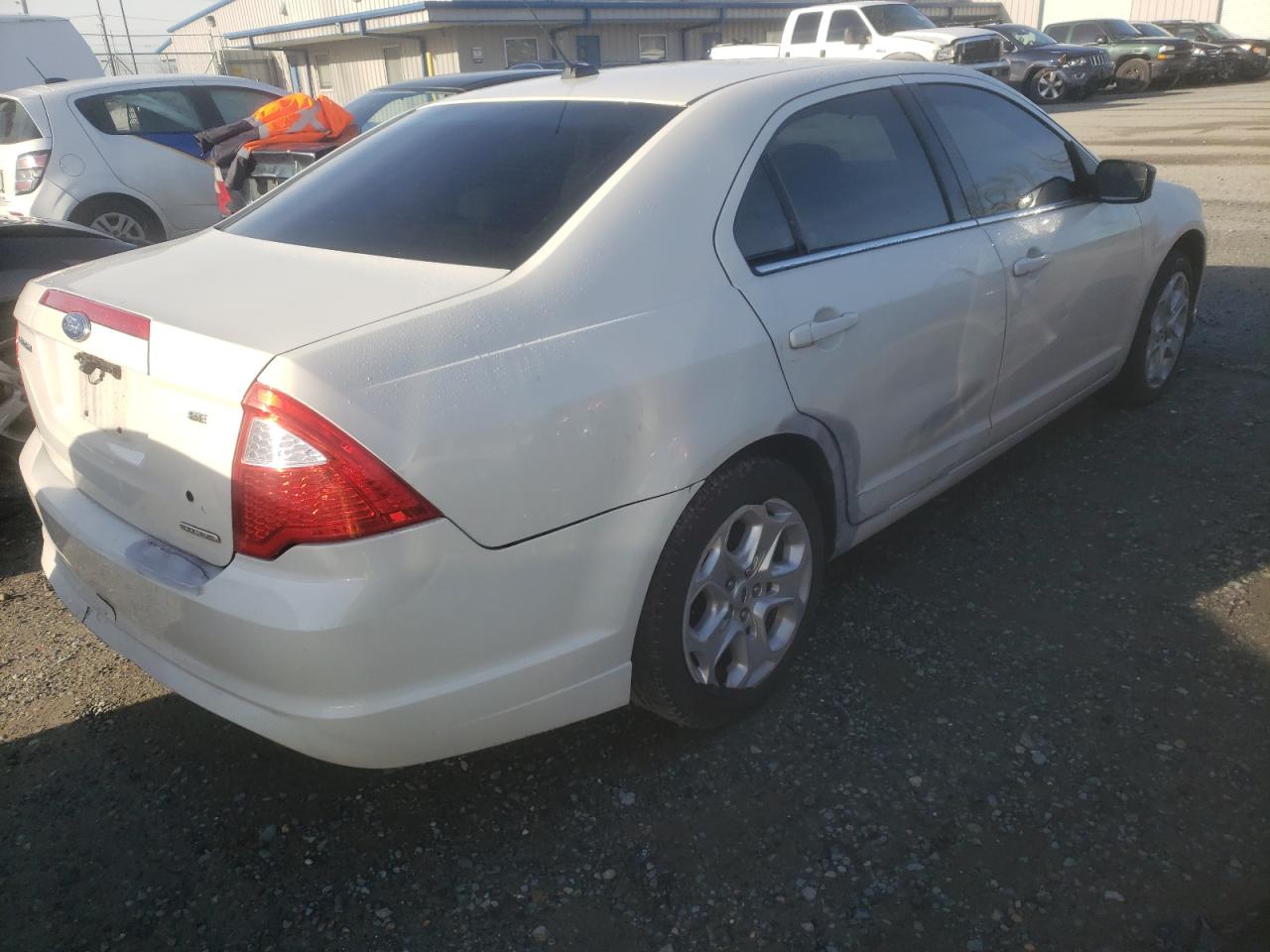 Photo 4 from auction – 2011 FORD FUSION SE with VIN 3FAHP0HG4BR167969