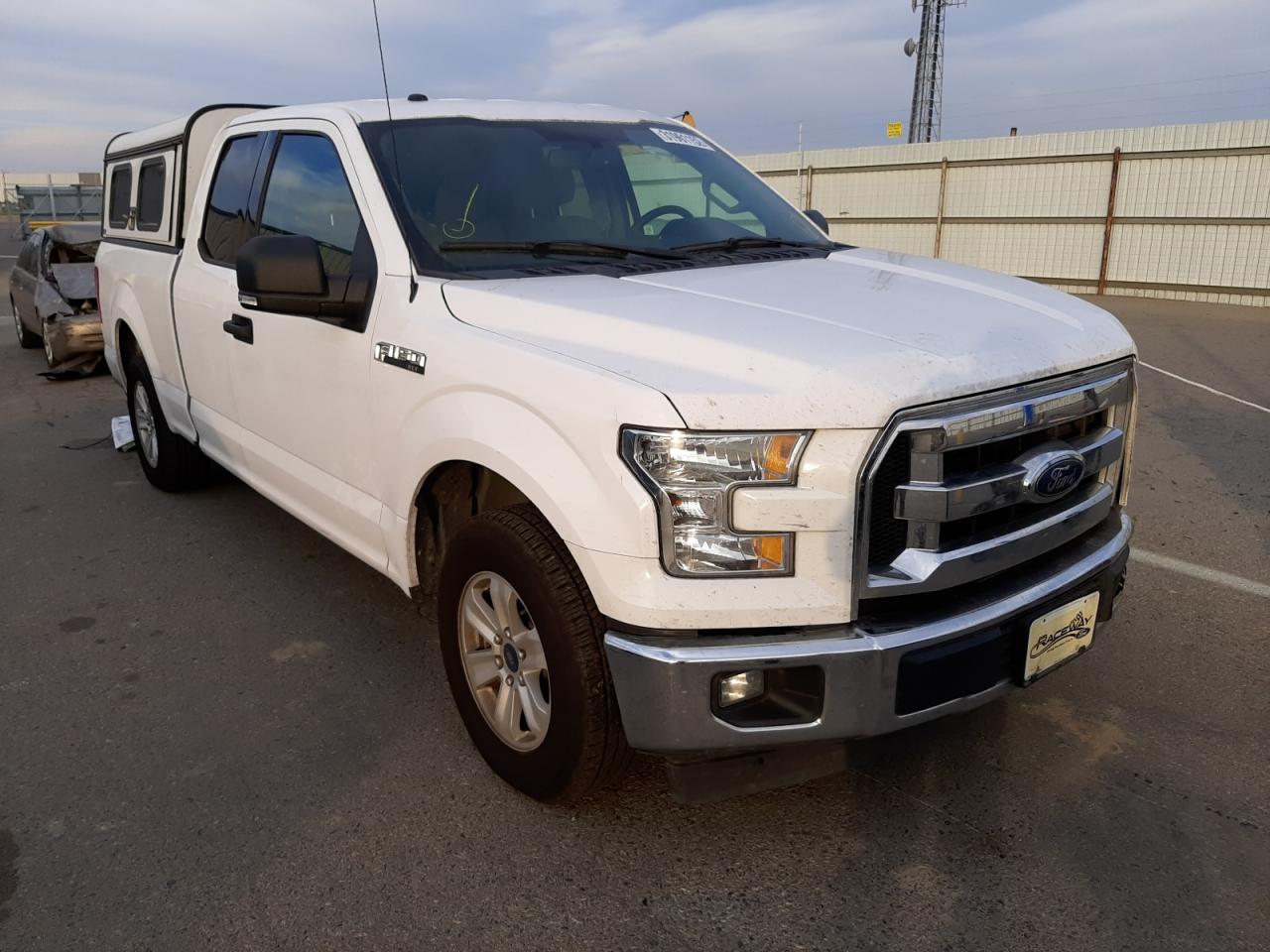 FORD F150 SUPER 2017 with VIN 1FTEX1CF4HKC64328 - Photo from auction