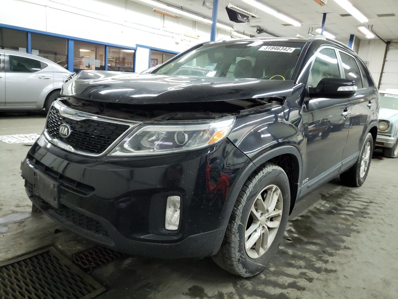 Photo 2 from auction – 2015 KIA SORENTO LX with VIN 5XYKTDA64FG649779