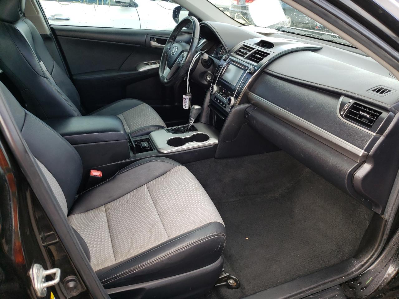 Photo 5 from auction – 2012 TOYOTA CAMRY BASE with VIN 4T1BF1FK6CU041943