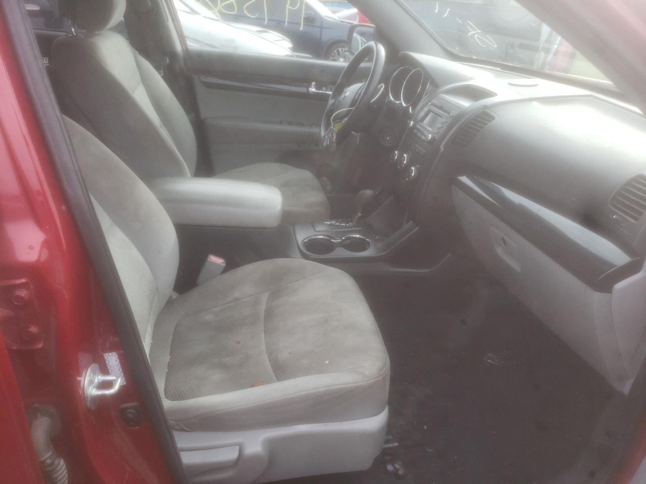 Photo 5 from auction – 2011 KIA SORENTO BA with VIN 5XYKT3A19BG085426