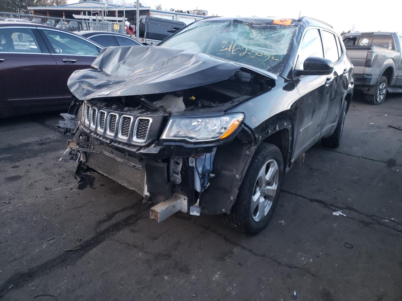 Photo 2 from auction – 2019 JEEP COMPASS LA with VIN 3C4NJDBB5KT703267