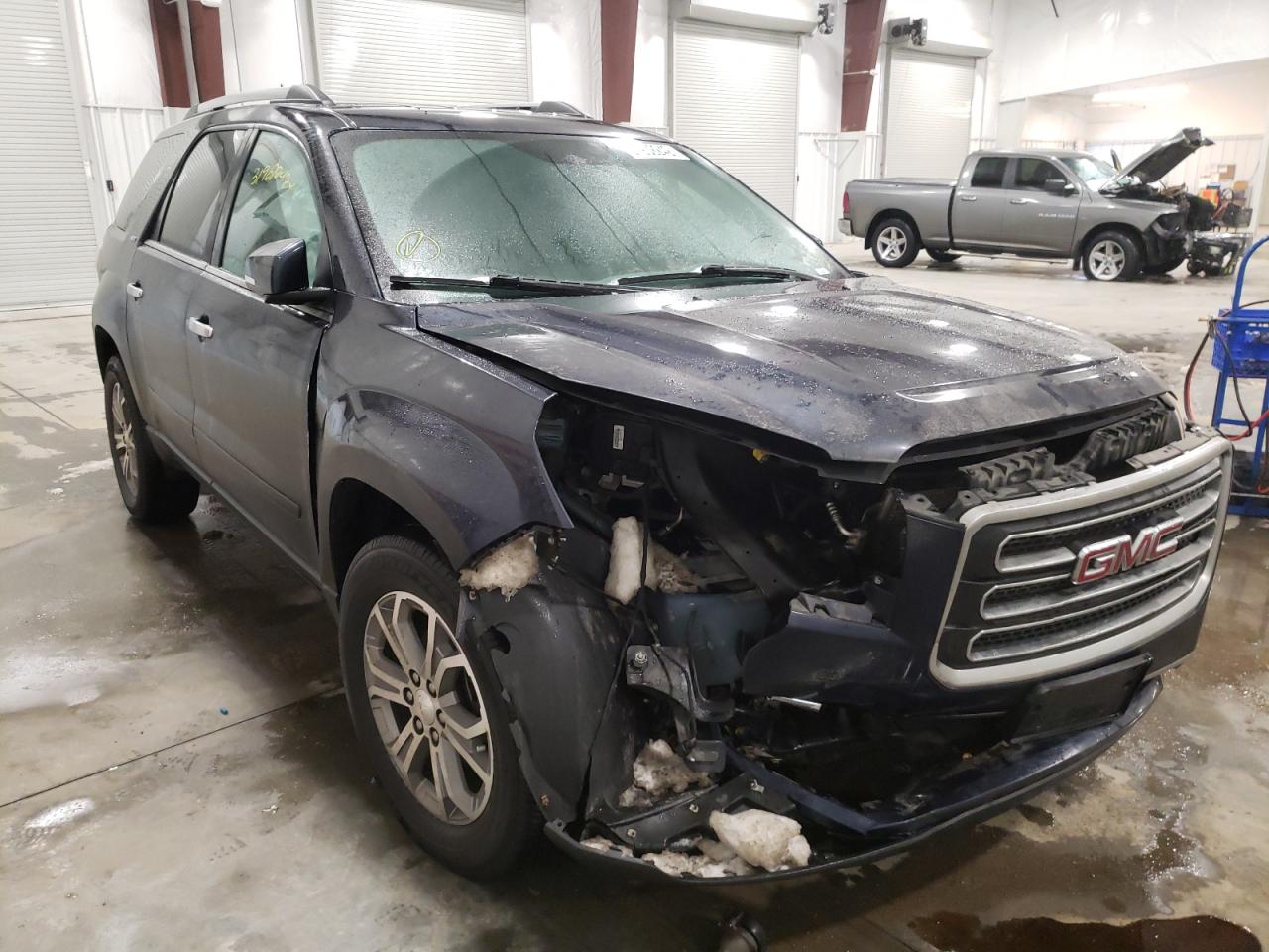GMC ACADIA SLT 2015 with VIN 1GKKRRKD8FJ248247 - Photo from auction