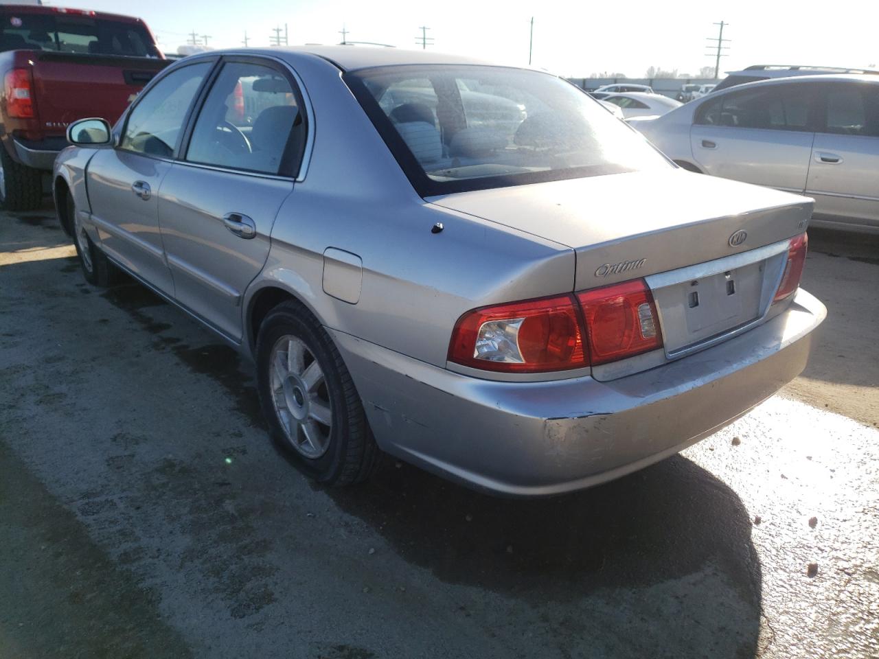 Photo 3 from auction – 2003 KIA OPTIMA LX with VIN KNAGD128835236444