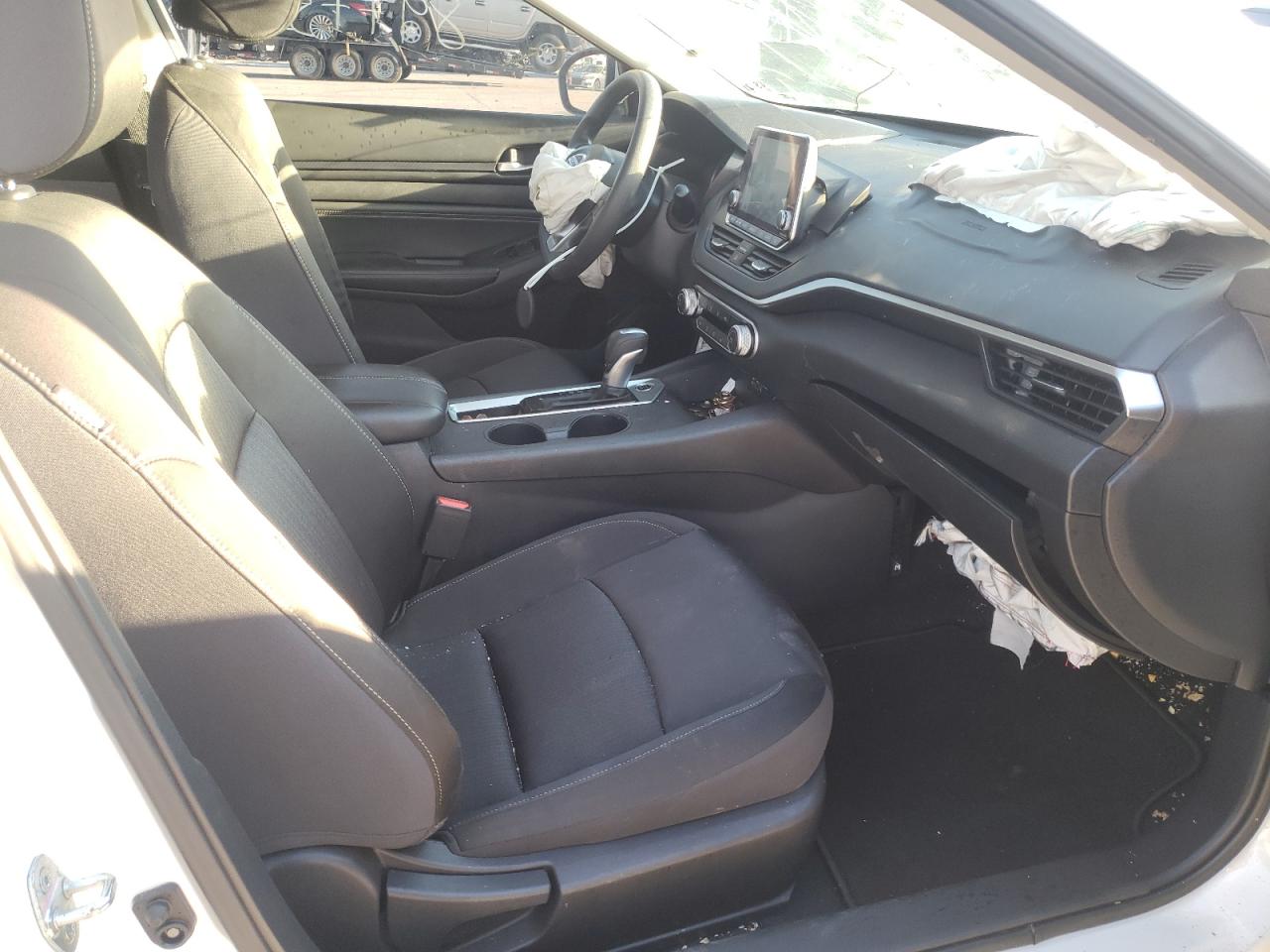 Photo 5 from auction – 2019 NISSAN ALTIMA S with VIN 1N4BL4BV9KN324978
