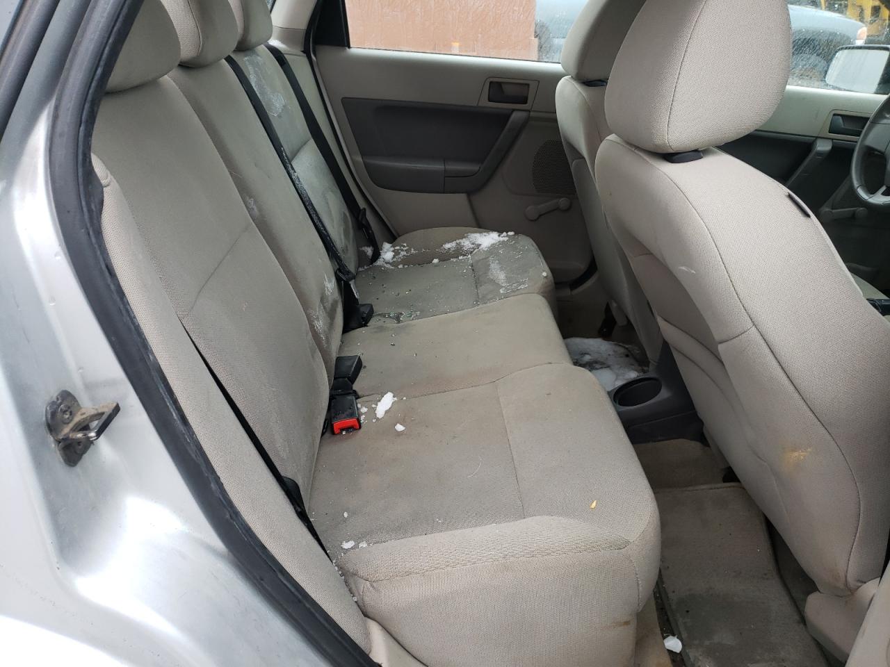 Photo 6 from auction – 2010 FORD FOCUS S with VIN 1FAHP3EN9AW215739