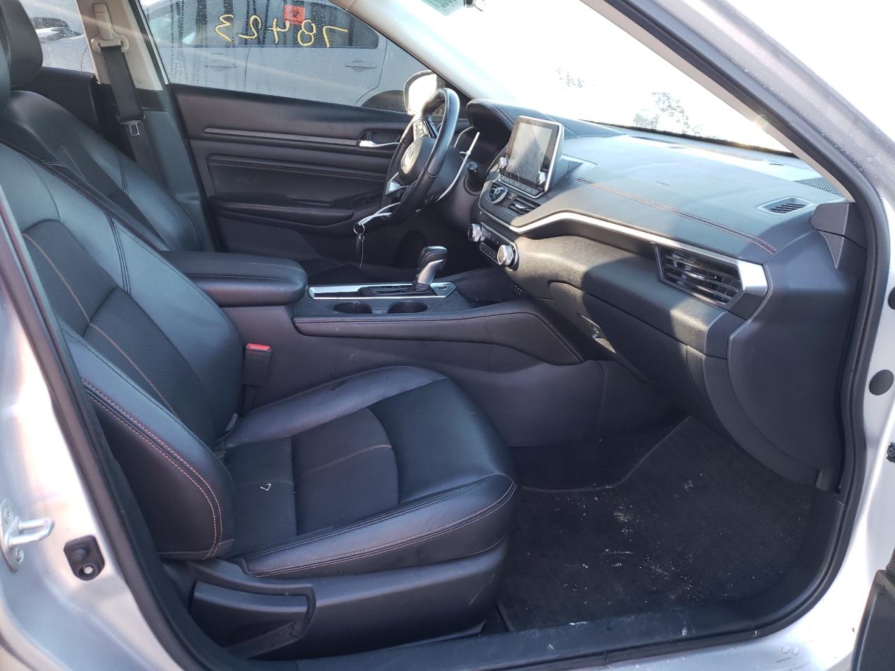 Photo 5 from auction – 2019 NISSAN ALTIMA SR with VIN 1N4BL4CV6KC172734