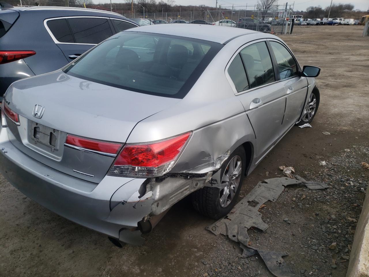 Photo 4 from auction – 2011 HONDA ACCORD SE with VIN 1HGCP2F67BA054037