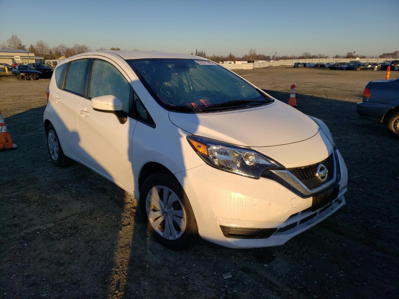 NISSAN VERSA NOTE 2017 with VIN 3N1CE2CP7HL362153 - Photo from auction