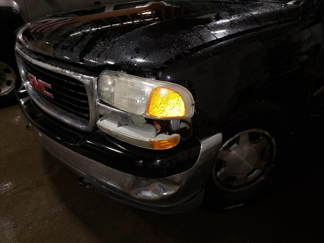 Photo 9 from auction – 2002 GMC NEW SIERRA with VIN 2GTEC19T521121050