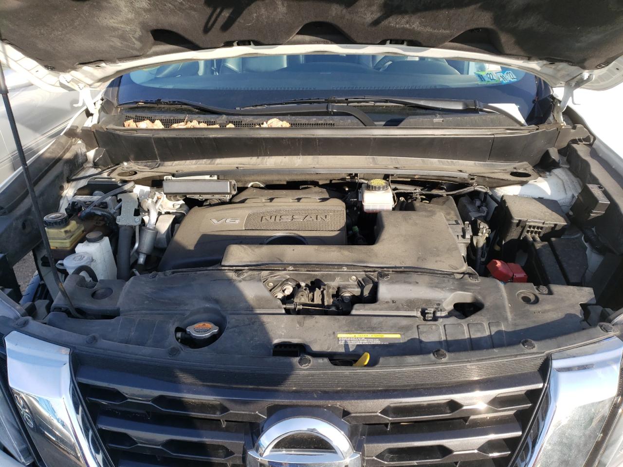 Photo 7 from auction – 2017 NISSAN PATHFINDER with VIN 5N1DR2MMXHC901284