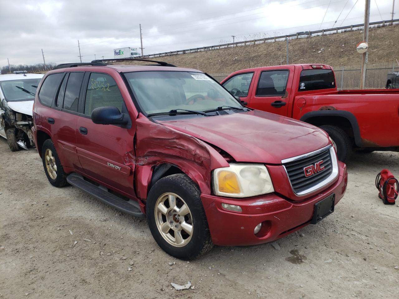 GMC ENVOY 2002 with VIN 1GKDT13S522215526 - Photo from auction