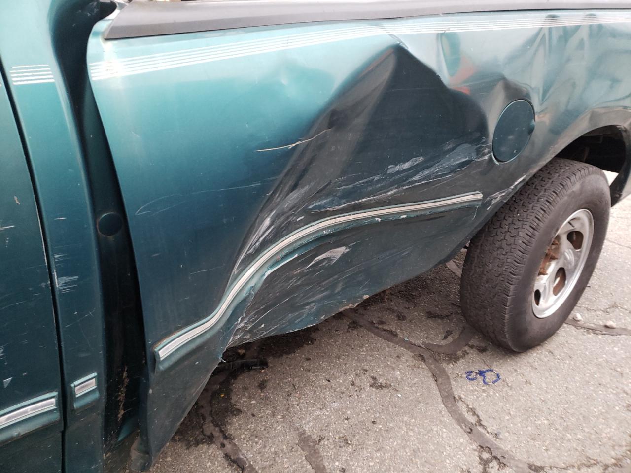 Photo 9 from auction – 1997 FORD F150 with VIN 1FTDF1724VNB65962
