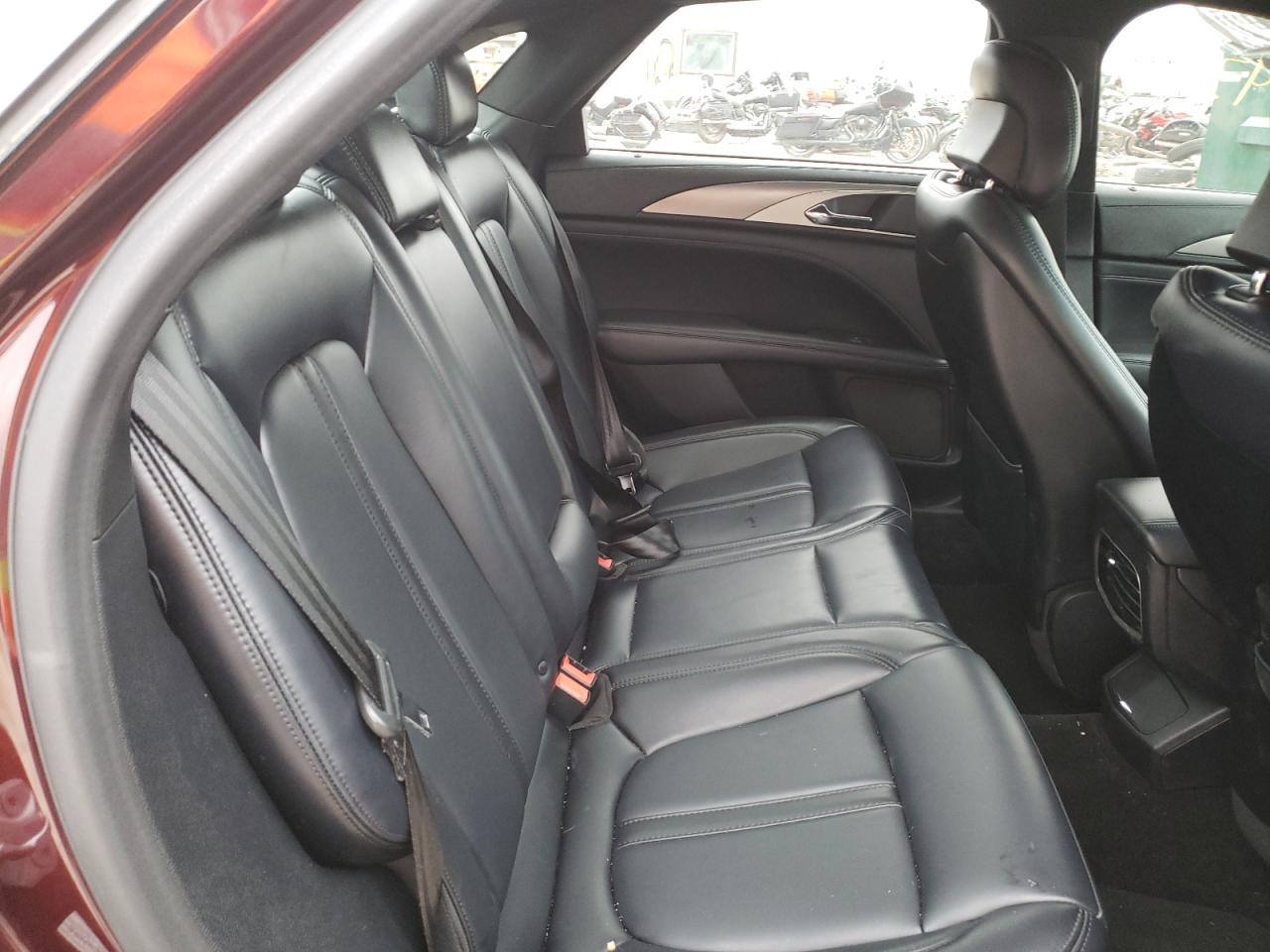 Photo 6 from auction – 2017 LINCOLN MKZ PREMIE with VIN 3LN6L5A92HR666294