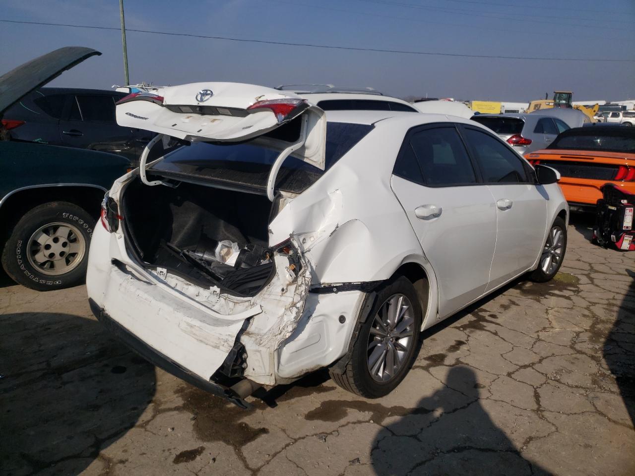 Photo 4 from auction – 2014 TOYOTA COROLLA L with VIN 2T1BURHEXEC189738