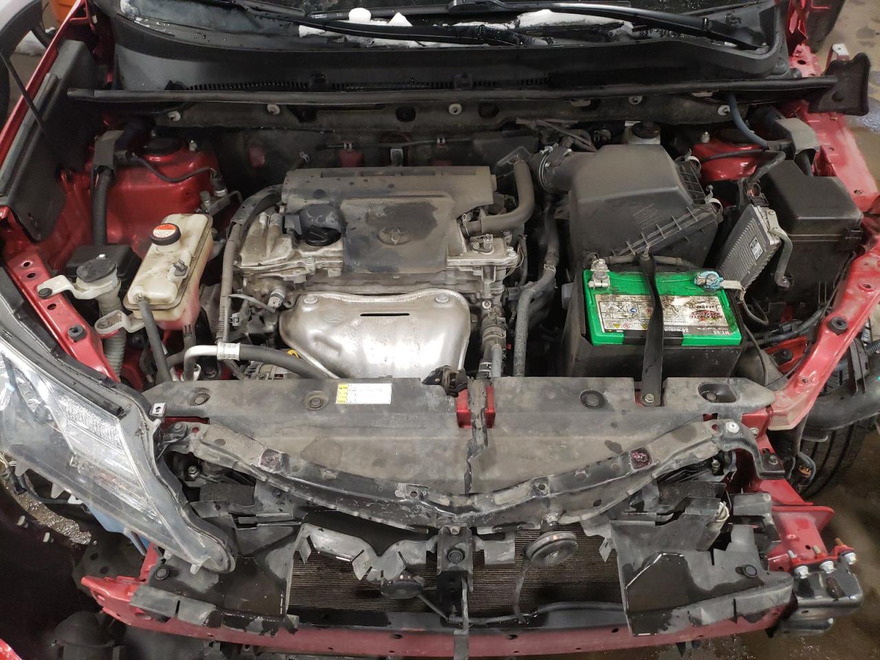 Photo 7 from auction – 2015 TOYOTA RAV4 LE with VIN JTMBFREV2FJ047727
