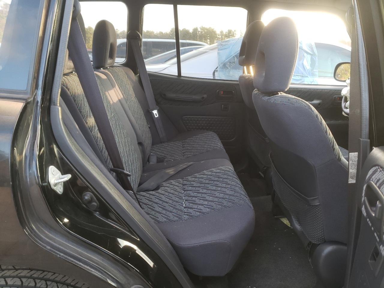 Photo 6 from auction – 1999 TOYOTA RAV4 with VIN JT3GP10VXX0040175