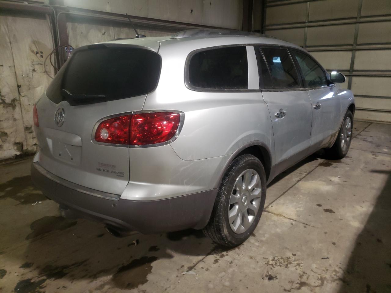 Photo 4 from auction – 2012 BUICK ENCLAVE with VIN 5GAKVDEDXCJ348417