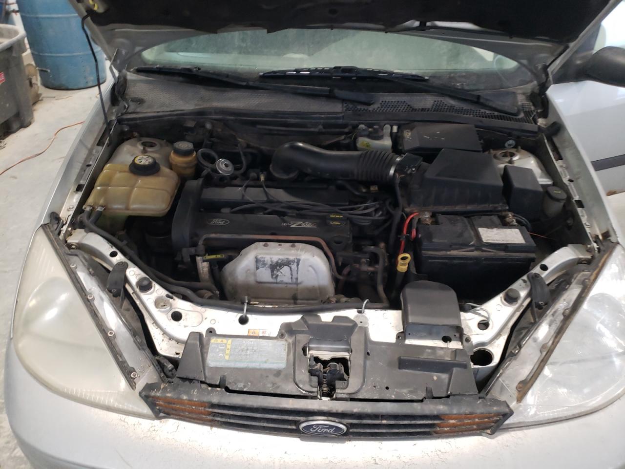 Photo 7 from auction – 2001 FORD FOCUS ZX3 with VIN 3FAFP31311R214230